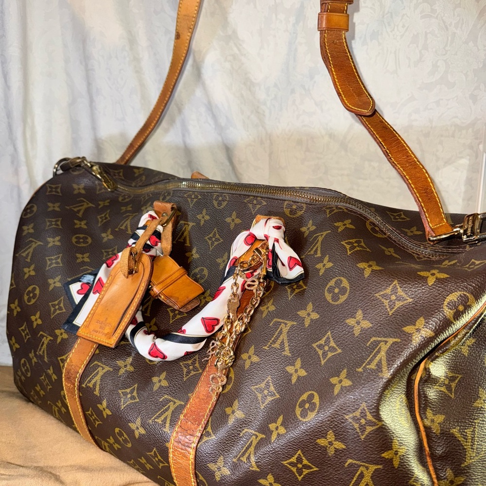 Louis Vuitton Bandoulier 50 Travel Bag